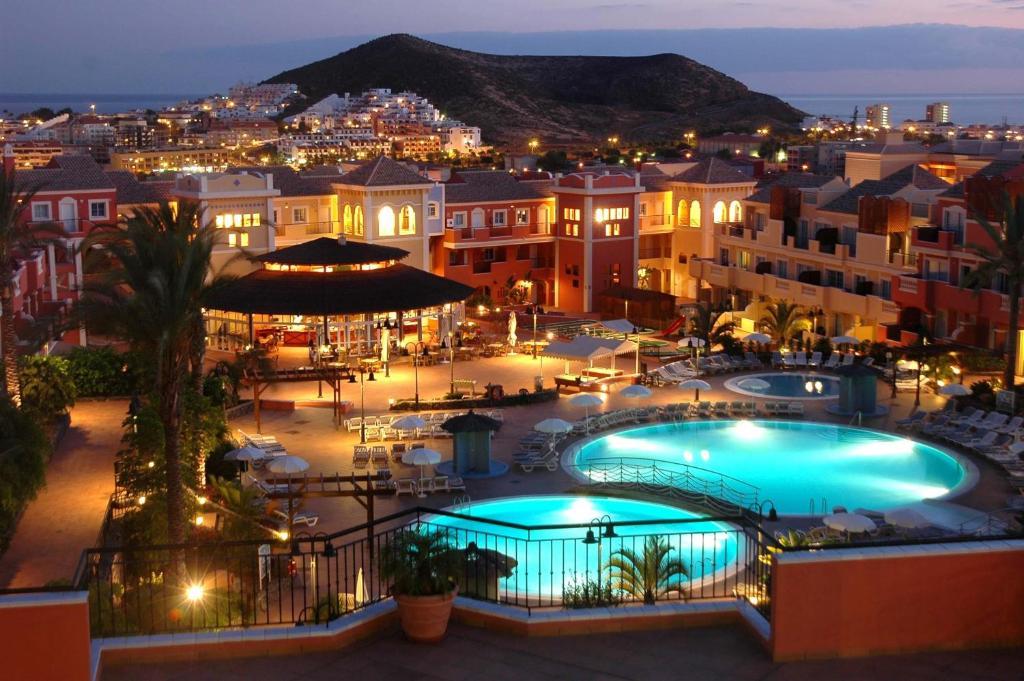 Apartamentos Granada Park Playa de las Américas Kültér fotó