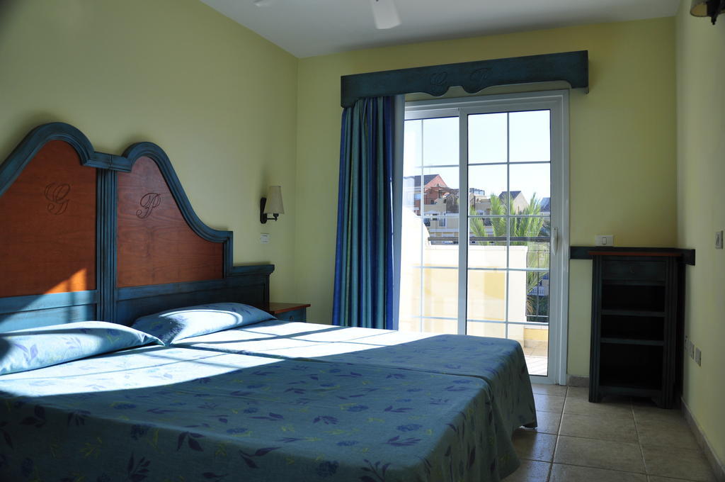 Apartamentos Granada Park Playa de las Américas Szoba fotó